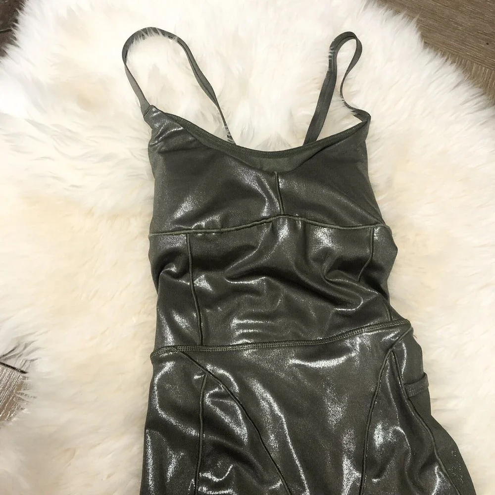 NWT Adidas x Ivy Park V-Neck Catsuit Khaki Beyonce HR6882 - Picture 9 of 12